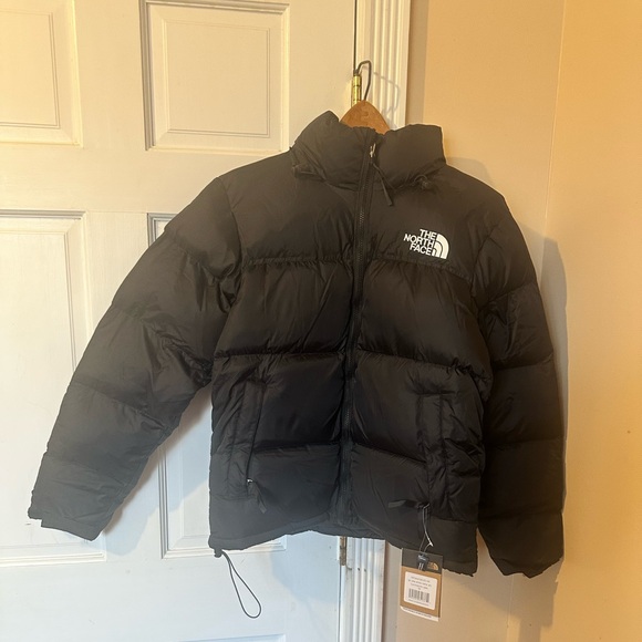 The North Face Black 700 Series Nuptse Puffer - Picture 7 of 11
